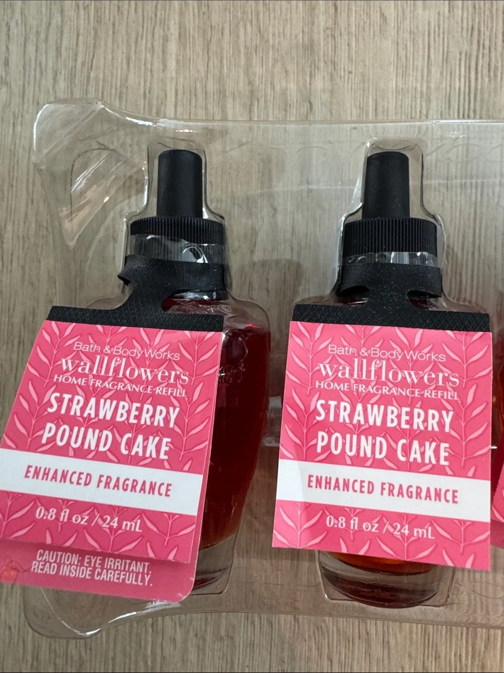 Bath & Body Works Refill Bundle - Strawberry Pound Cake (4)